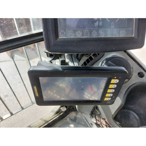 2018 ليبهير R946LC-41925938