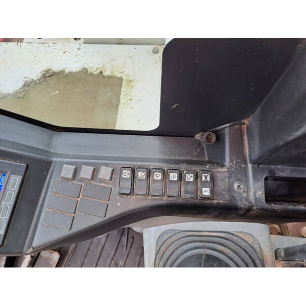 2018 TAKEUCHI TB2150-41926001