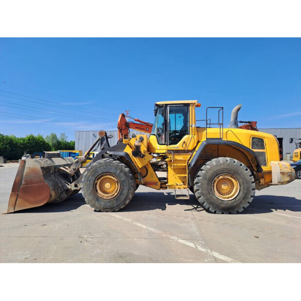 2011 فولفو L180G-41926522