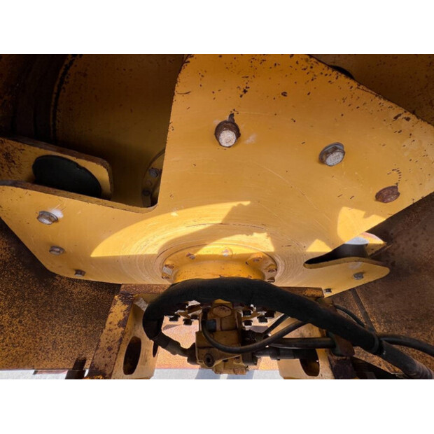 2011 Caterpillar CS76 XT-41927413