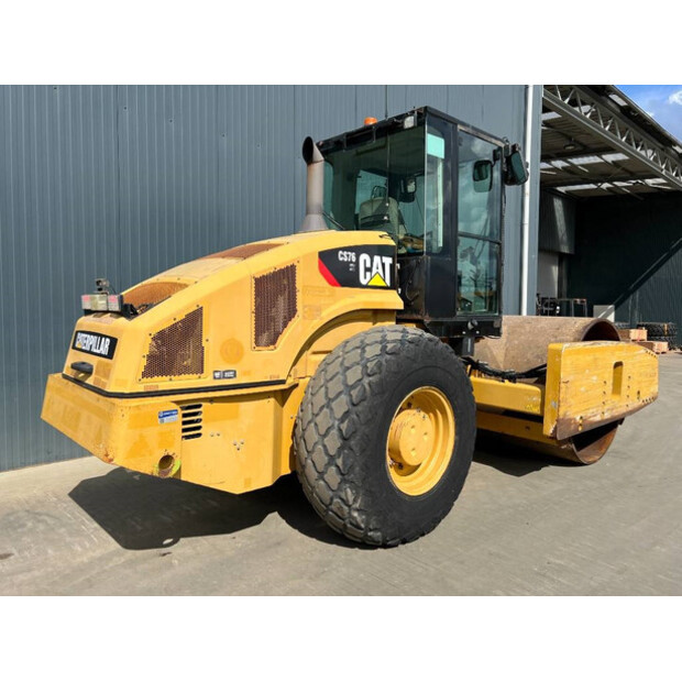 2011 Caterpillar CS76 XT-41927431
