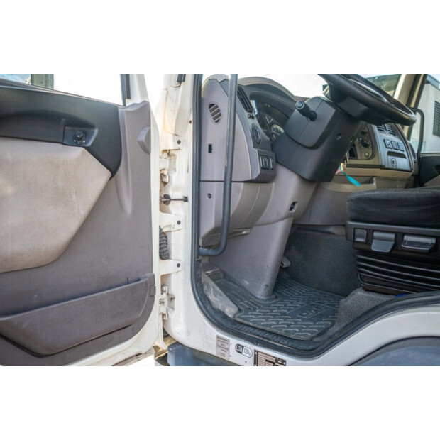 2016 DAF LF 220-41928126