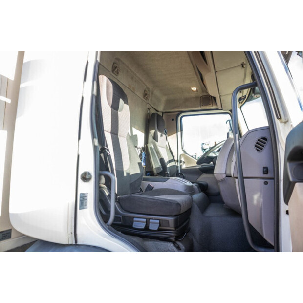 2016 DAF LF 220-41928130