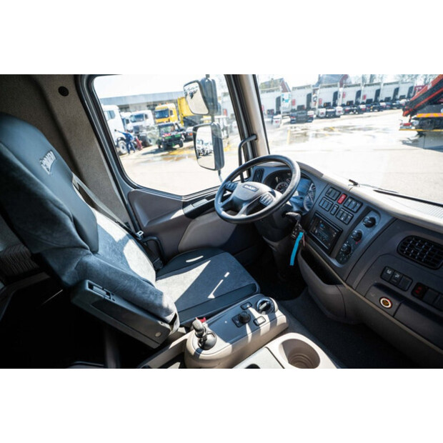 2019 DAF LF 210 FA-41928151