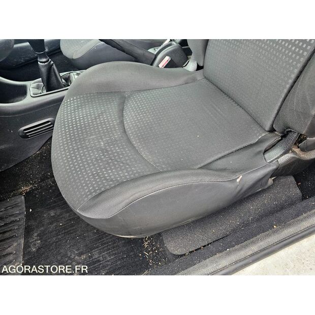 2011 Peugeot 206-41941086