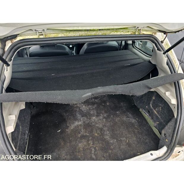 2011 Peugeot 206-41941090