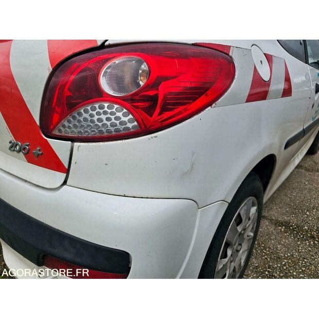 2011 Peugeot 206-41941100