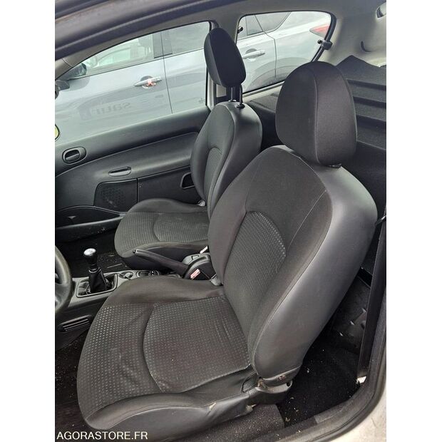 2011 Peugeot 206-41941107
