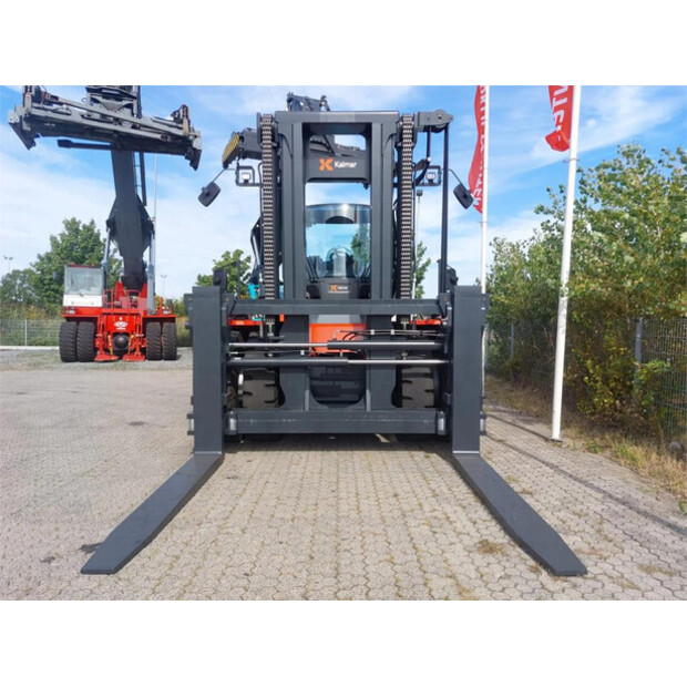 2025 KALMAR DCG330-12-41942390