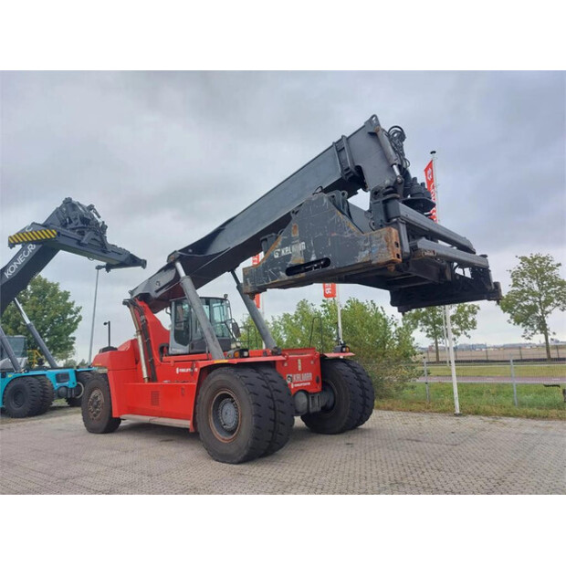 2016 KALMAR DRG450-65C5X-41942515