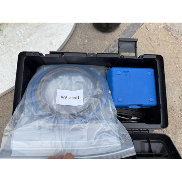 2025 Maxx 3500-41942600