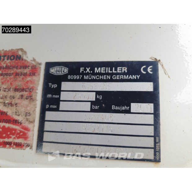 2011 فولفو FMX 460-41942891