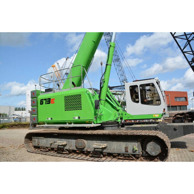 2016 سينيبوجين 673 E-41943853