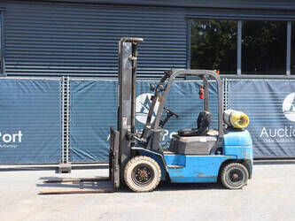 Image de ENGINS DE LEVAGE 2008 NISSAN CPQD25N