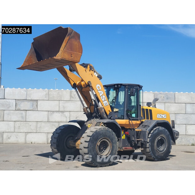 2017 CASE 821G-41944668