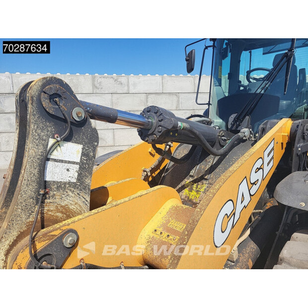 2017 CASE 821G-41944719
