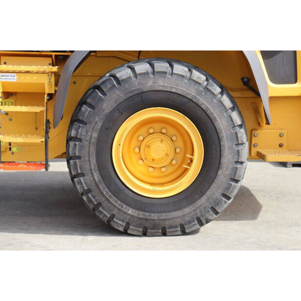 2019 فولفو L60H-41944830