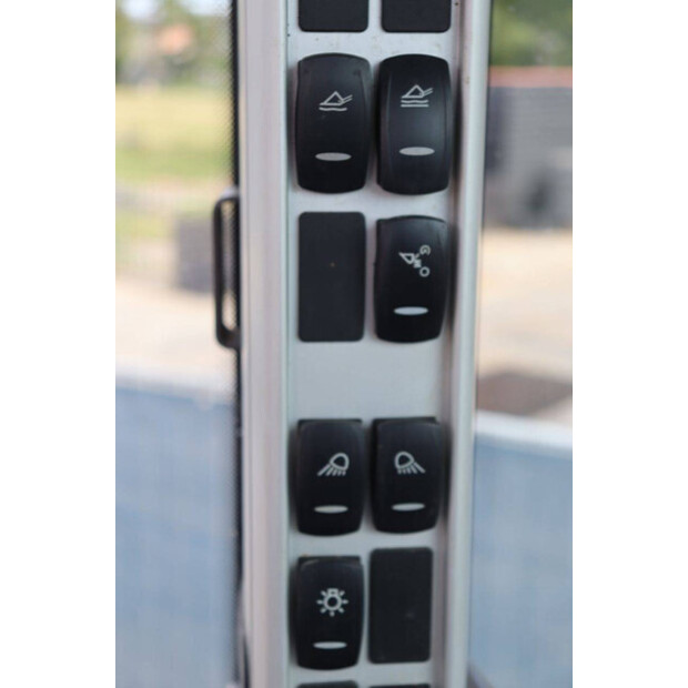 2019 فولفو L60H-41944861
