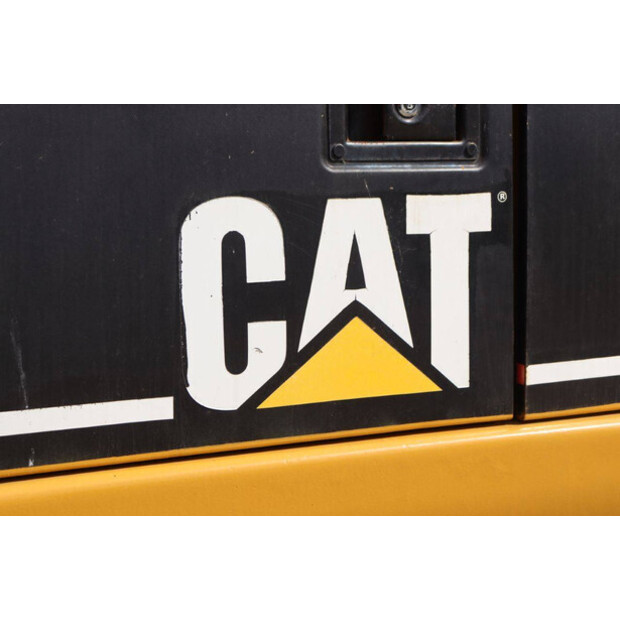 2005 Caterpillar 318C-41944911