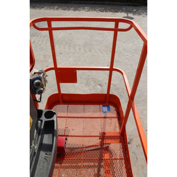 2008 جيه ال جي 600AJ-41945115
