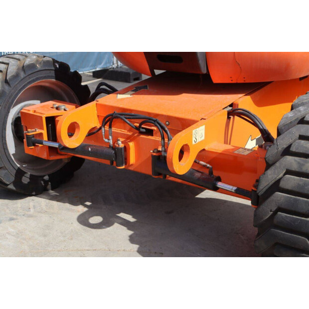 2008 جيه ال جي 600AJ-41945125