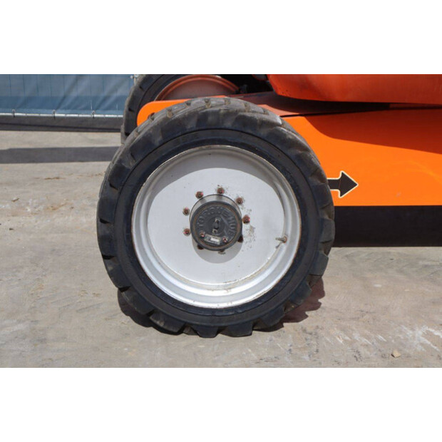 2008 جيه ال جي 600AJ-41945126