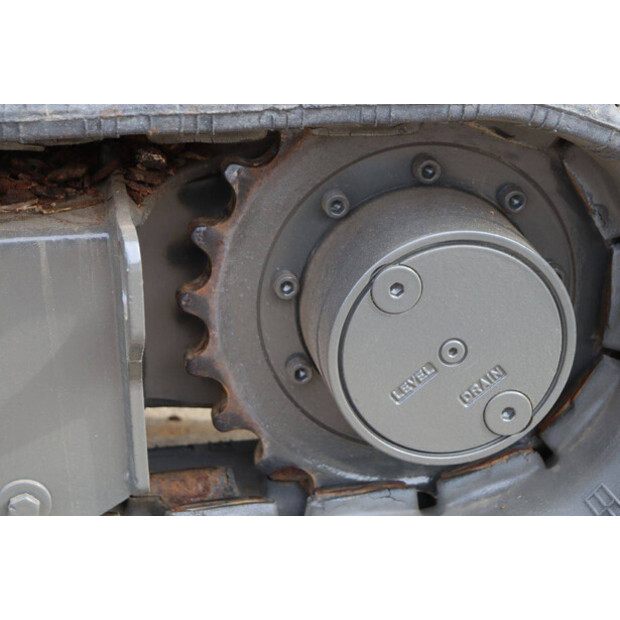2017 Volvo EC18D-41945332