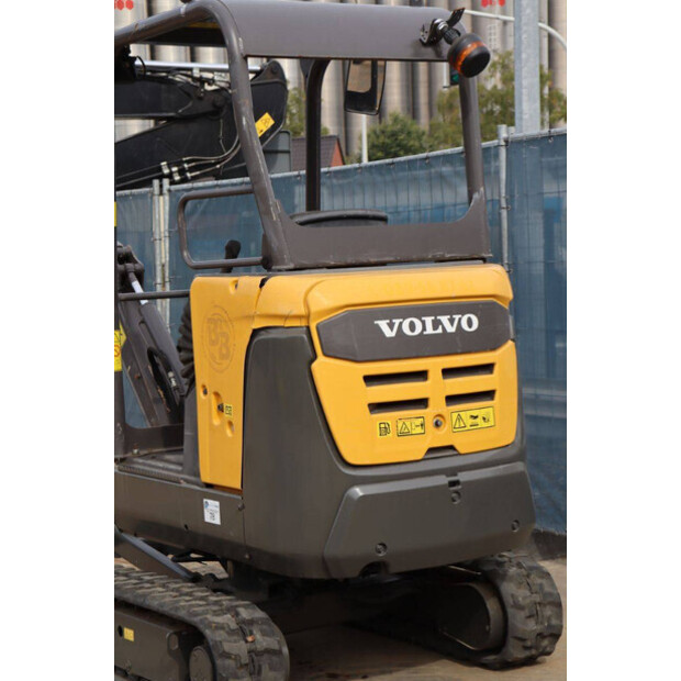 2017 Volvo EC18D-41945334
