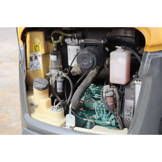 2017 Volvo EC18D-41945349