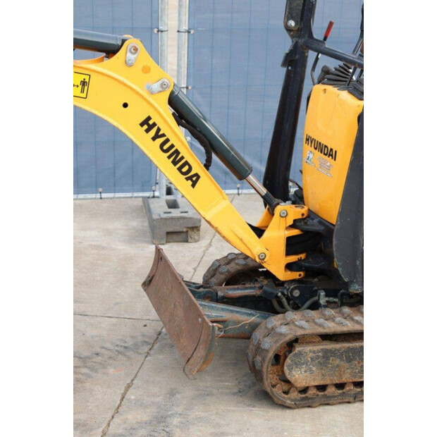 2020 هيونداي HX10A-41945372