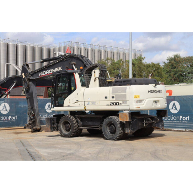2015 هايدرومك HMK200W-41945497