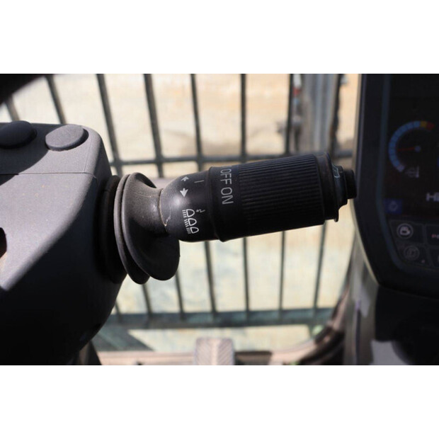 2015 هايدرومك HMK200W-41945530