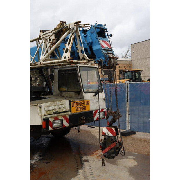 1990 Liebherr LTM 1025-41945596