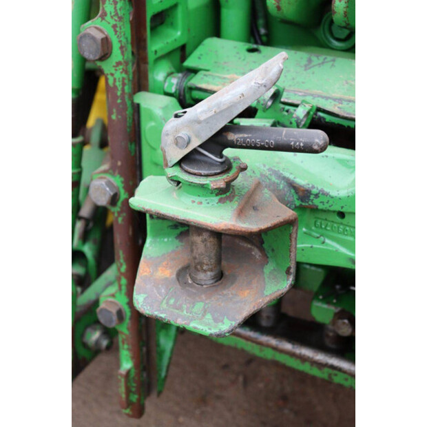 2004 JOHN DEERE 6120-41945971