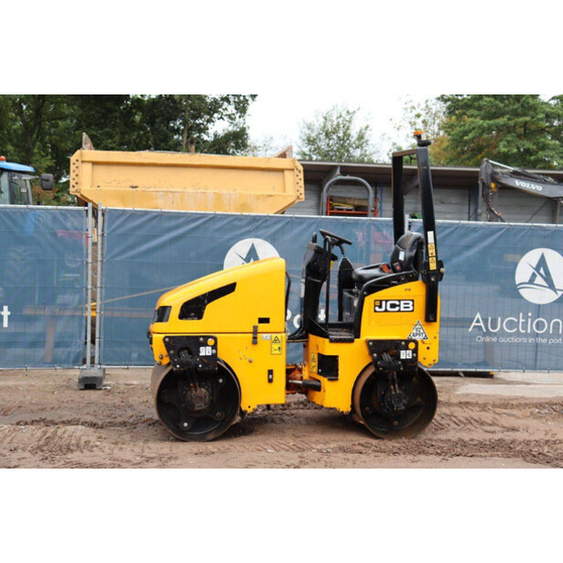 2017 JCB VMT-41946099