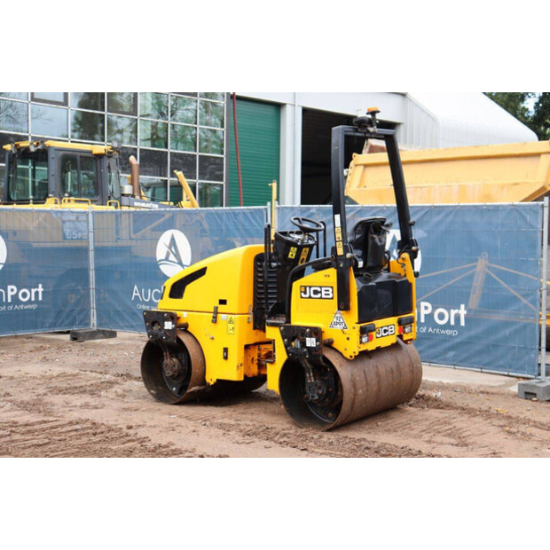 2017 JCB VMT-41946101