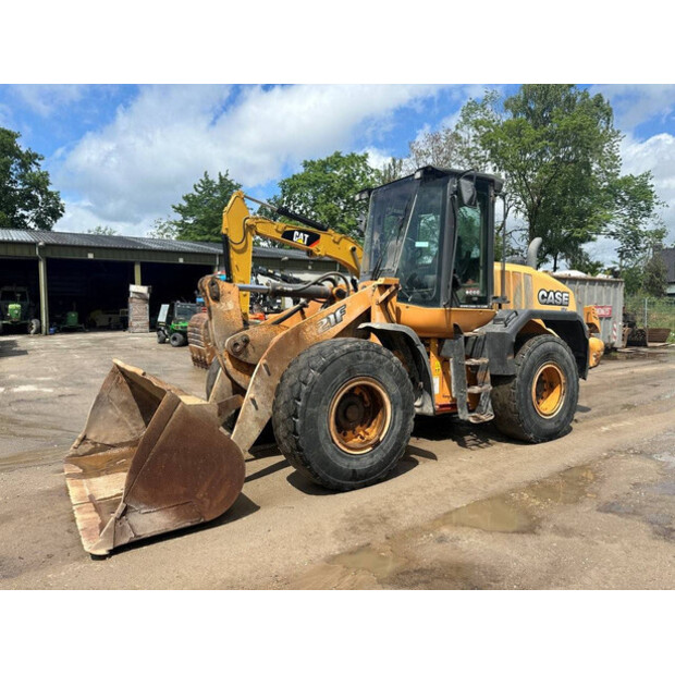 2015 CASE 621F-41946169