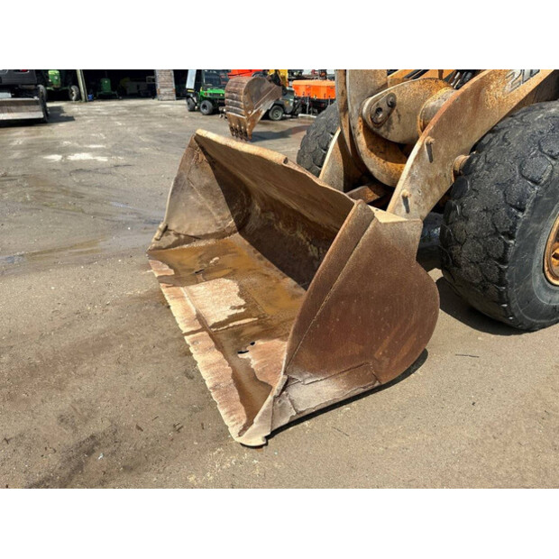 2015 CASE 621F-41946183