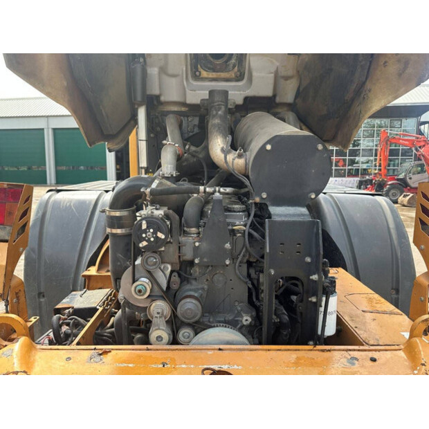 2015 CASE 621F-41946186
