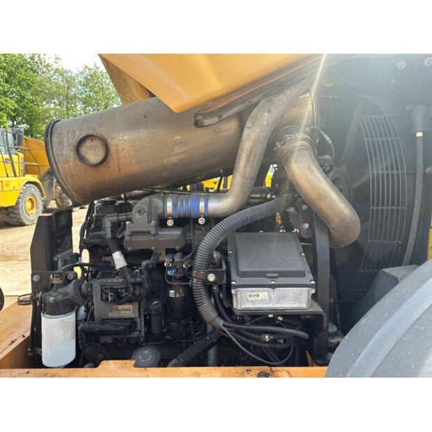 2015 CASE 621F-41946187