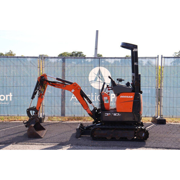 2021 Doosan DX10Z-41947152
