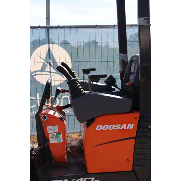 2021 Doosan DX10Z-41947177