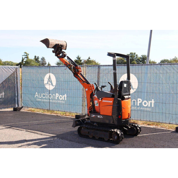2021 Doosan DX10Z-41947189