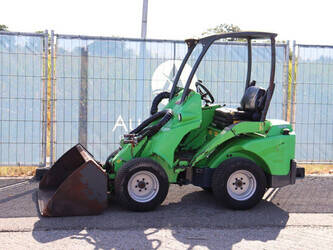 Image for WHEEL LOADERS 2010 Avant M420
