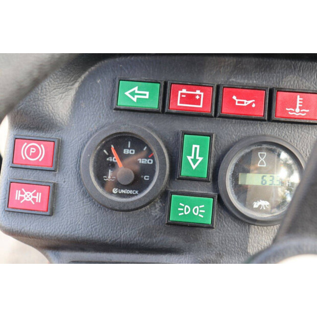 2024 جاينت W15-41947523