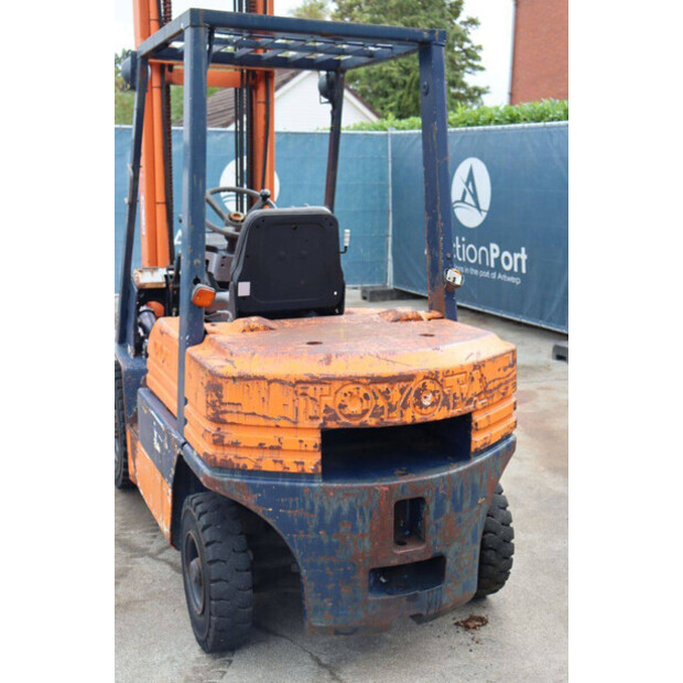 Toyota 02-5FD25-41948316