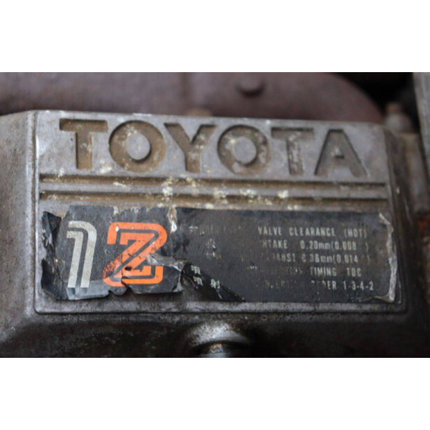 Toyota 02-5FD25-41948331