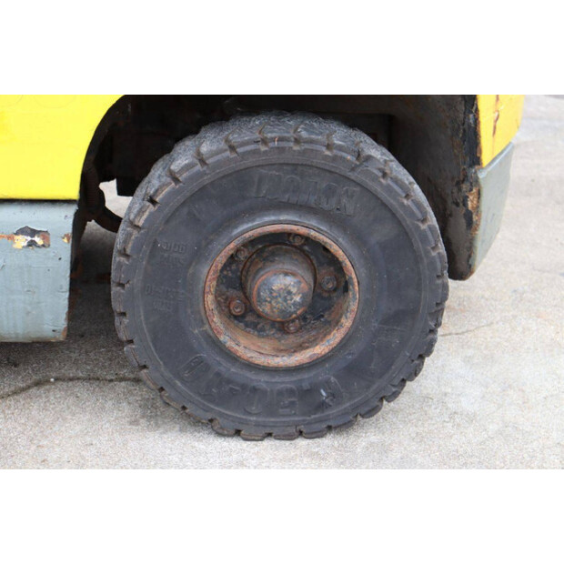 2004 Hyster H2.50XM-41948381