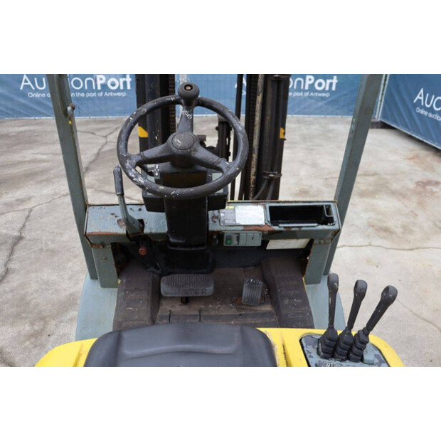 2004 Hyster H2.50XM-41948385