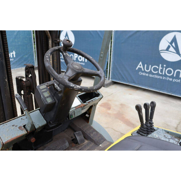 2004 Hyster H2.50XM-41948388